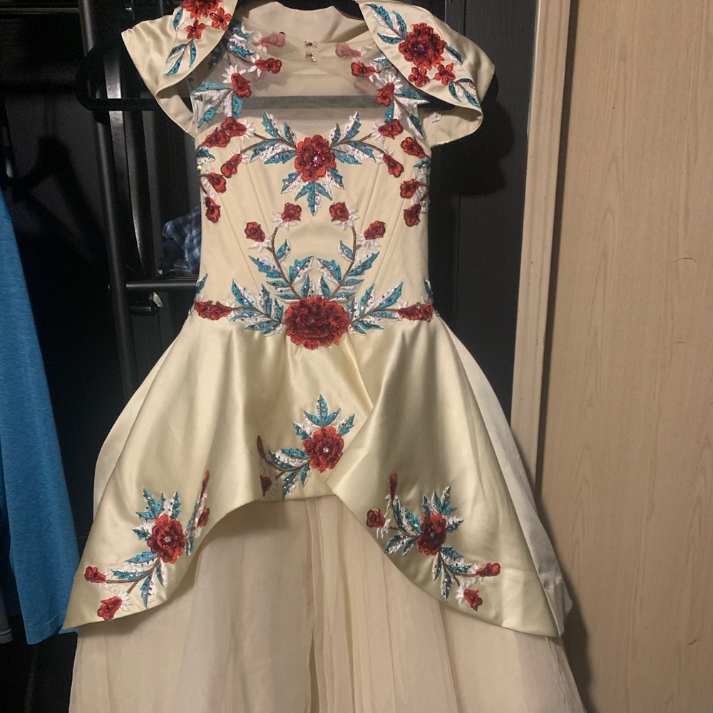 Little girls Mary’s Dress